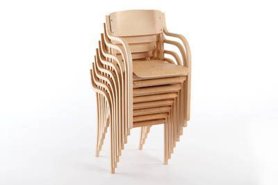 Stühle mit Armlehnen aus Holz